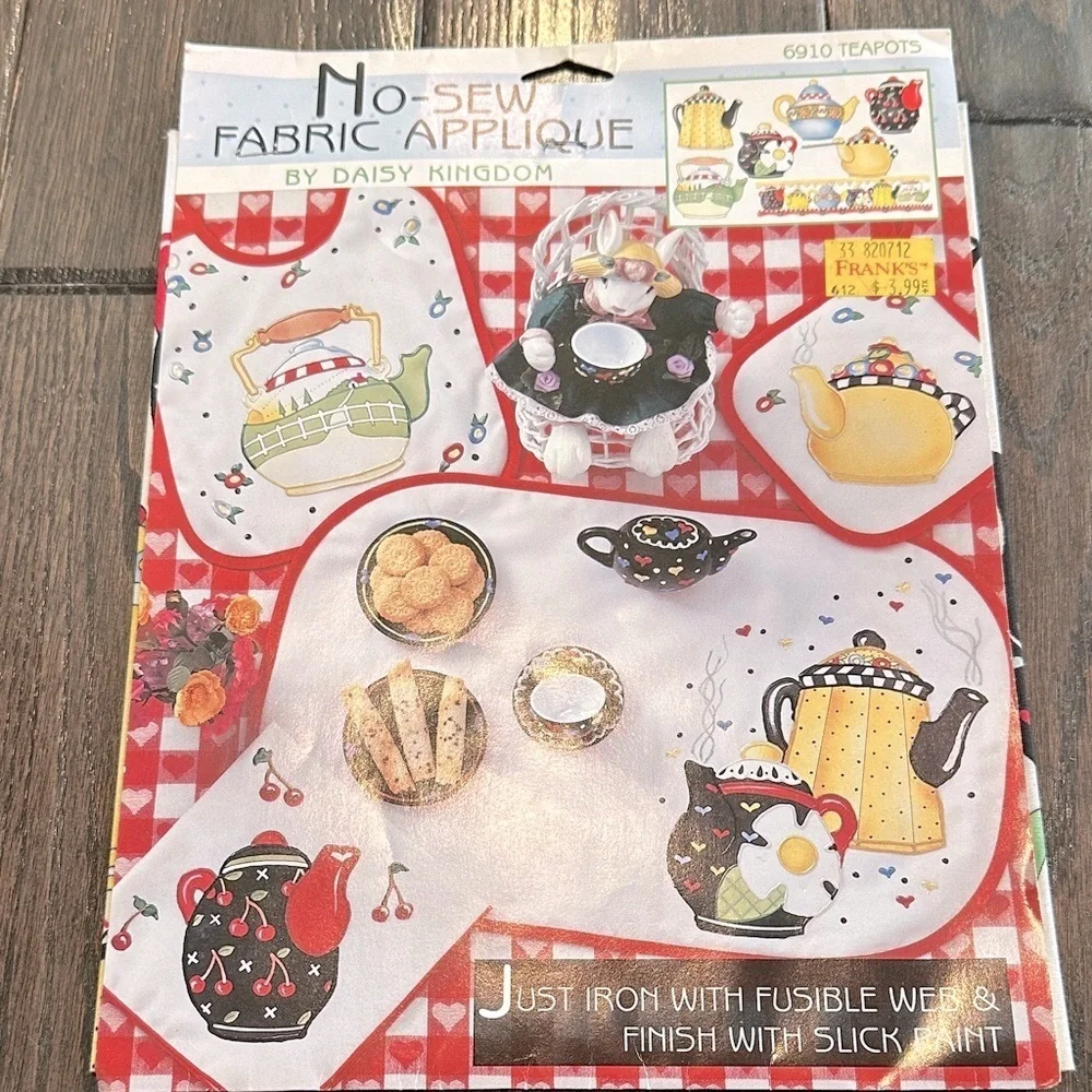 Vintage No-Sew Fabric Applique Kit - Multicolor Teapot Design